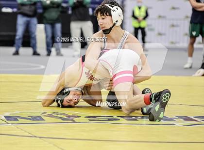Thumbnail 1 in NYSPHSAA Wrestling Dual Finals D1 (Minisink Valley vs Farmingdale) photogallery.