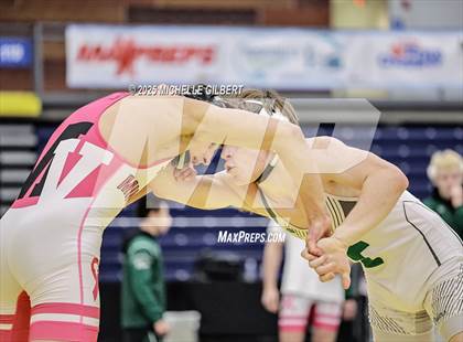 Thumbnail 3 in NYSPHSAA Wrestling Dual Finals D1 (Minisink Valley vs Farmingdale) photogallery.