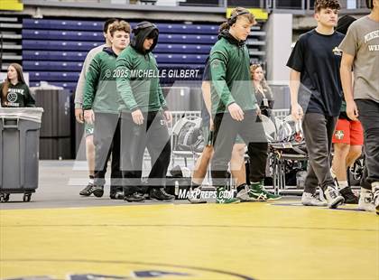 Thumbnail 1 in NYSPHSAA Wrestling Dual Finals D1 (Minisink Valley vs Farmingdale) photogallery.