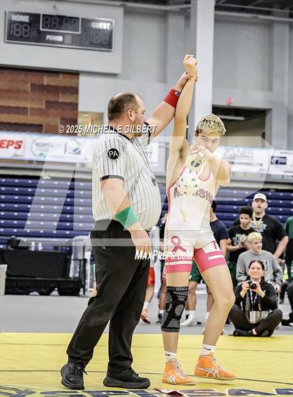 Thumbnail 3 in NYSPHSAA Wrestling Dual Finals D1 (Minisink Valley vs Farmingdale) photogallery.