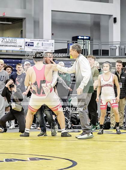 Thumbnail 3 in NYSPHSAA Wrestling Dual Finals D1 (Minisink Valley vs Farmingdale) photogallery.