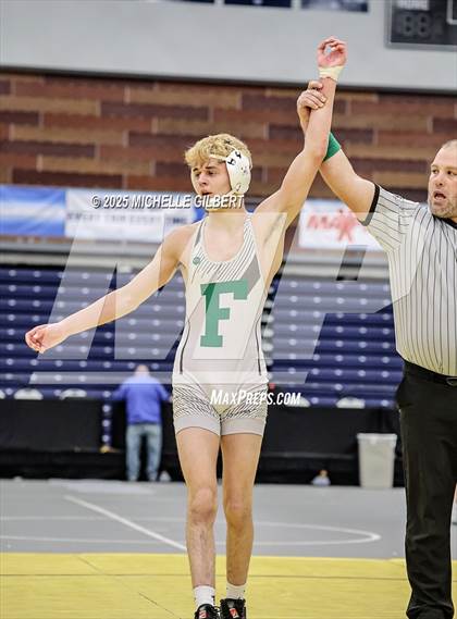 Thumbnail 3 in NYSPHSAA Wrestling Dual Finals D1 (Minisink Valley vs Farmingdale) photogallery.