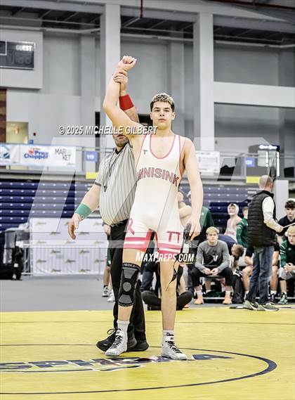 Thumbnail 2 in NYSPHSAA Wrestling Dual Finals D1 (Minisink Valley vs Farmingdale) photogallery.