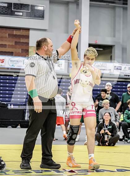 Thumbnail 3 in NYSPHSAA Wrestling Dual Finals D1 (Minisink Valley vs Farmingdale) photogallery.