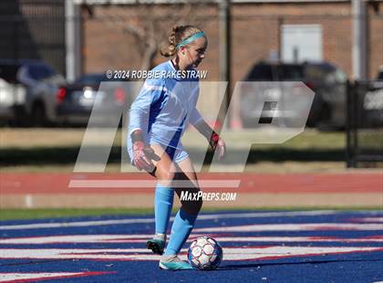 Thumbnail 3 in Little Elm vs Ursuline Academy (Duncanville Classic) photogallery.