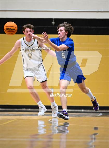 Thumbnail 3 in Rock Canyon vs. Grandview photogallery.