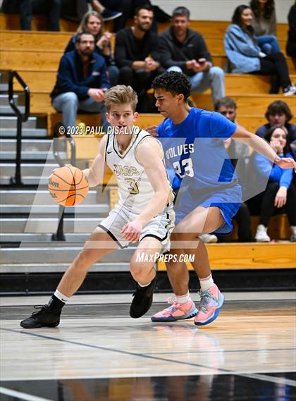 Thumbnail 2 in Rock Canyon vs. Grandview photogallery.