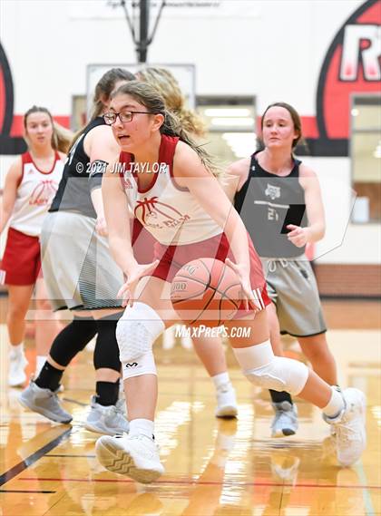 Thumbnail 3 in Santo @ Mineral Wells(scrimmage) photogallery.