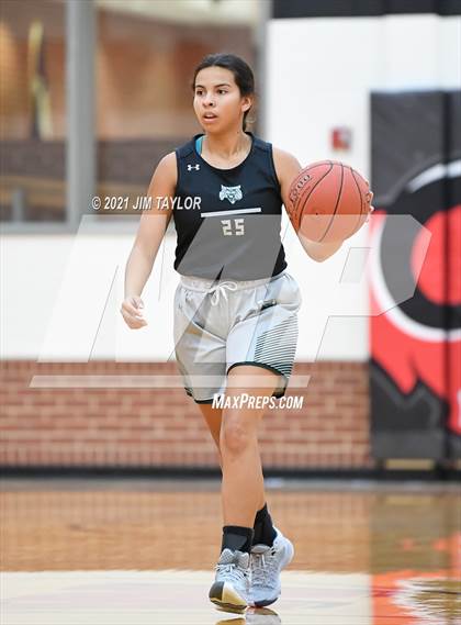 Thumbnail 2 in Santo @ Mineral Wells(scrimmage) photogallery.