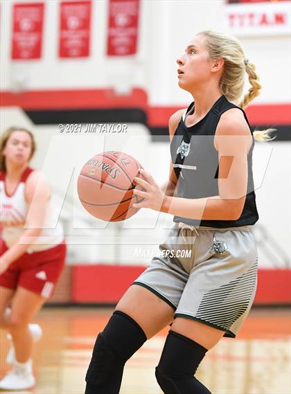 Thumbnail 1 in Santo @ Mineral Wells(scrimmage) photogallery.