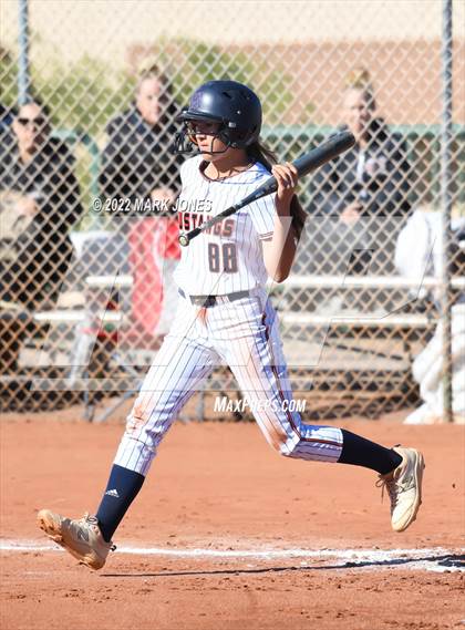 Thumbnail 2 in Roosevelt vs. Canyon (Dave Kops Tournament of Champions) photogallery.