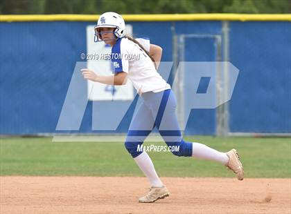 Thumbnail 1 in  Oaks Christian vs.Santa Margarita (CIF-SS D1 Playoff) photogallery.