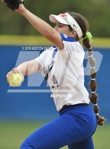 Thumbnail 2 in  Oaks Christian vs.Santa Margarita (CIF-SS D1 Playoff) photogallery.