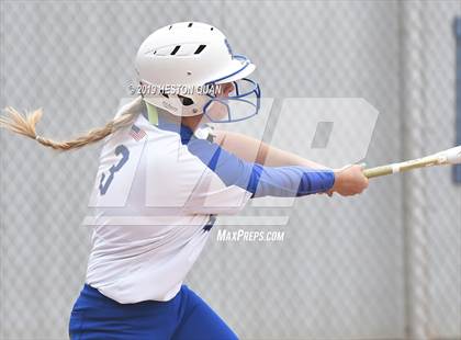 Thumbnail 2 in  Oaks Christian vs.Santa Margarita (CIF-SS D1 Playoff) photogallery.