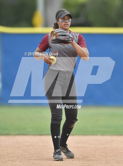Thumbnail 2 in  Oaks Christian vs.Santa Margarita (CIF-SS D1 Playoff) photogallery.