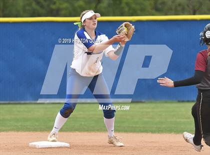 Thumbnail 3 in  Oaks Christian vs.Santa Margarita (CIF-SS D1 Playoff) photogallery.
