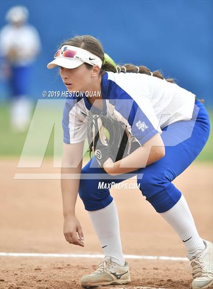 Thumbnail 1 in  Oaks Christian vs.Santa Margarita (CIF-SS D1 Playoff) photogallery.