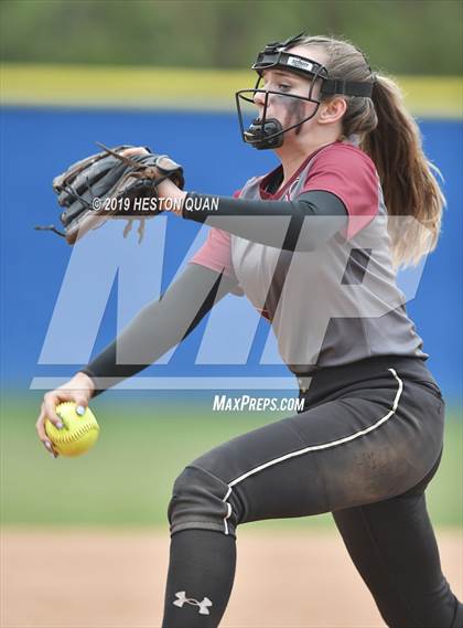 Thumbnail 1 in  Oaks Christian vs.Santa Margarita (CIF-SS D1 Playoff) photogallery.