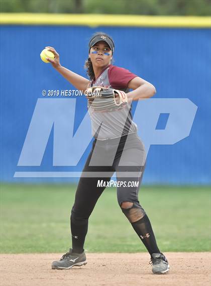 Thumbnail 1 in  Oaks Christian vs.Santa Margarita (CIF-SS D1 Playoff) photogallery.