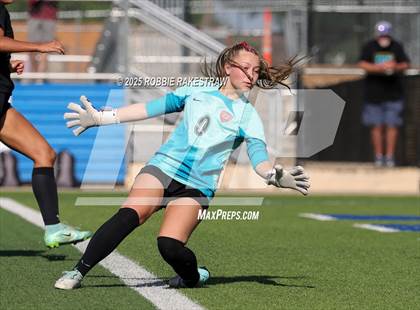 Thumbnail 3 in A&M Consolidated vs. Colleyville Heritage (UIL 5A Soccer Division I Final) photogallery.