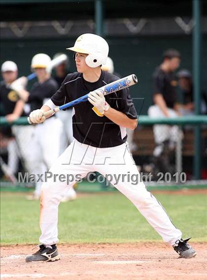 Thumbnail 3 in Crandall @ Lovejoy photogallery.