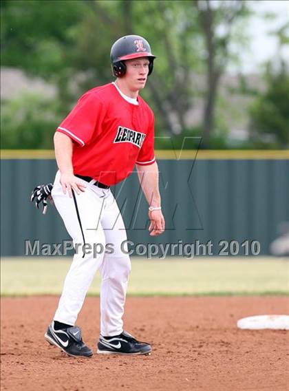 Thumbnail 2 in Crandall @ Lovejoy photogallery.