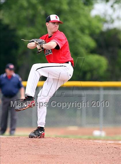 Thumbnail 3 in Crandall @ Lovejoy photogallery.