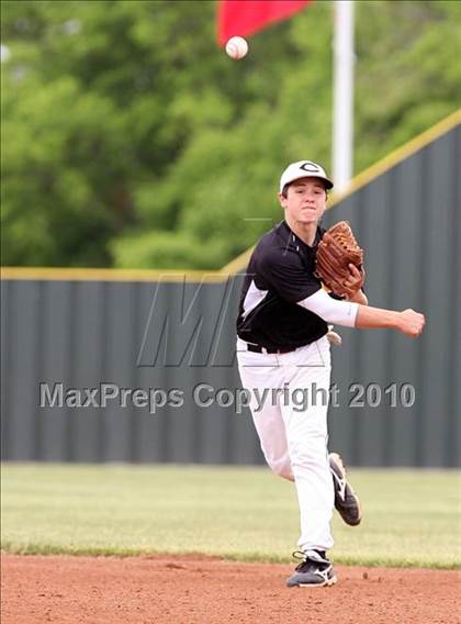 Thumbnail 2 in Crandall @ Lovejoy photogallery.