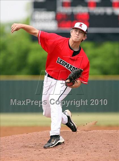 Thumbnail 2 in Crandall @ Lovejoy photogallery.