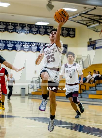 Thumbnail 3 in Sherman Oaks CES vs Hueneme (Santa Barbara Holiday Classic) photogallery.
