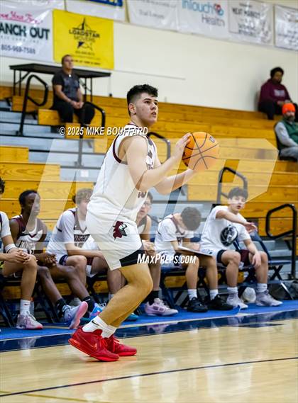 Thumbnail 1 in Sherman Oaks CES vs Hueneme (Santa Barbara Holiday Classic) photogallery.