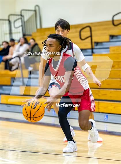 Thumbnail 3 in Sherman Oaks CES vs Hueneme (Santa Barbara Holiday Classic) photogallery.