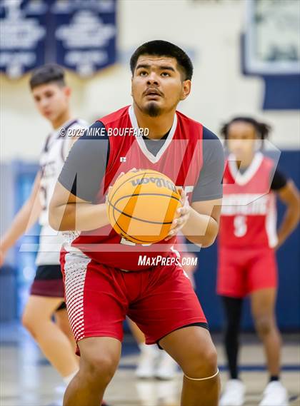 Thumbnail 2 in Sherman Oaks CES vs Hueneme (Santa Barbara Holiday Classic) photogallery.
