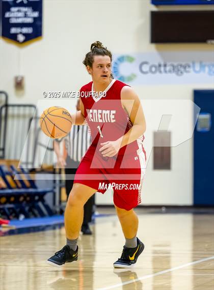 Thumbnail 2 in Sherman Oaks CES vs Hueneme (Santa Barbara Holiday Classic) photogallery.