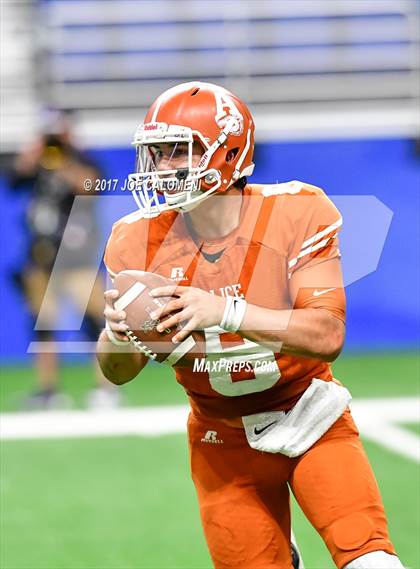 Thumbnail 3 in McCallum vs Alice (Class 5A Div II Third round) photogallery.