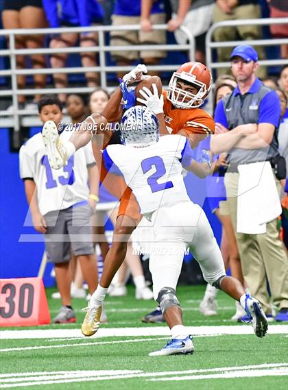 Thumbnail 2 in McCallum vs Alice (Class 5A Div II Third round) photogallery.