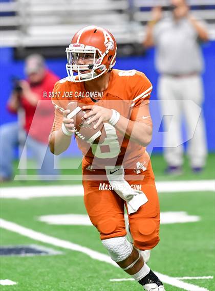 Thumbnail 3 in McCallum vs Alice (Class 5A Div II Third round) photogallery.