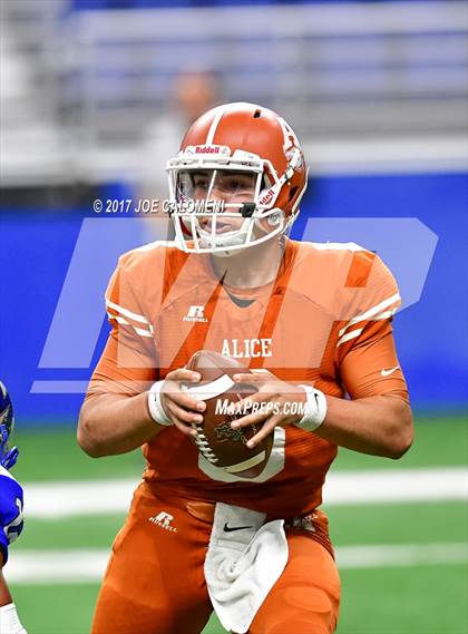 Thumbnail 2 in McCallum vs Alice (Class 5A Div II Third round) photogallery.