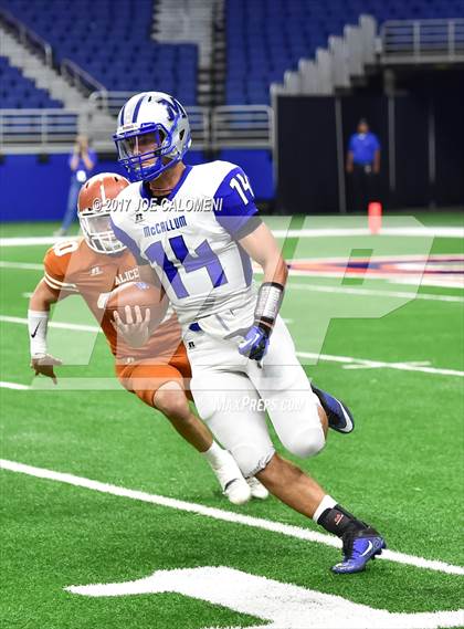 Thumbnail 3 in McCallum vs Alice (Class 5A Div II Third round) photogallery.