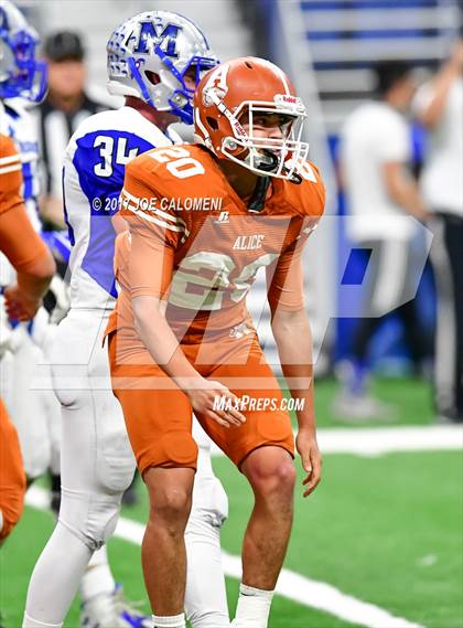 Thumbnail 1 in McCallum vs Alice (Class 5A Div II Third round) photogallery.