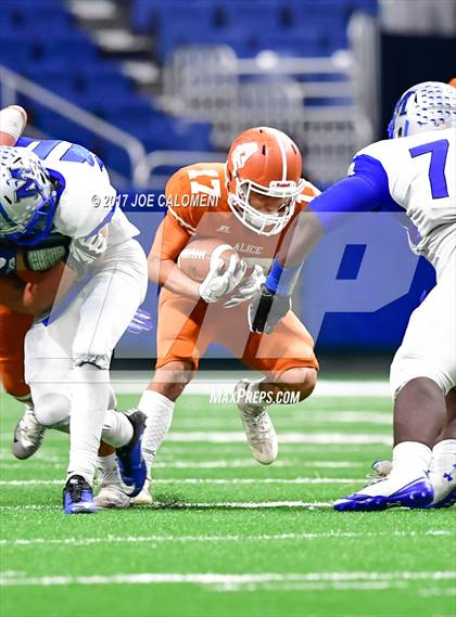 Thumbnail 3 in McCallum vs Alice (Class 5A Div II Third round) photogallery.