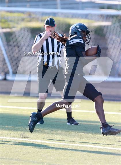 Thumbnail 3 in Independence @ Hough photogallery.