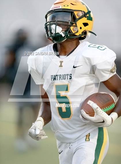 Thumbnail 1 in Independence @ Hough photogallery.