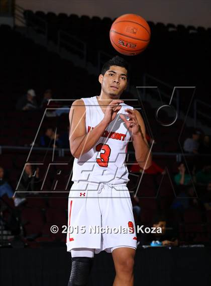 Thumbnail 1 in Bishop Gorman vs. Sagemont (Tarkanian Classic) photogallery.