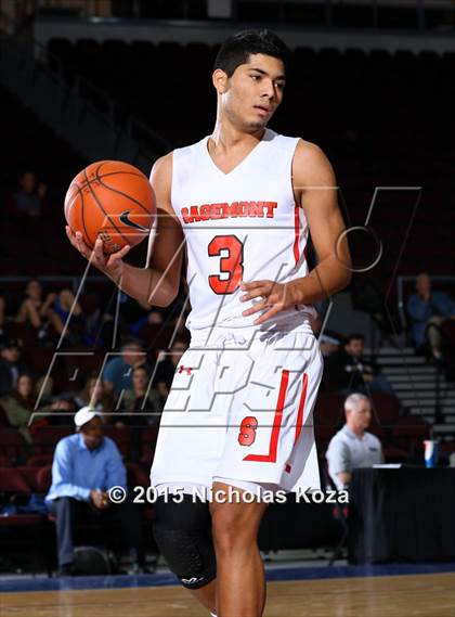 Thumbnail 1 in Bishop Gorman vs. Sagemont (Tarkanian Classic) photogallery.