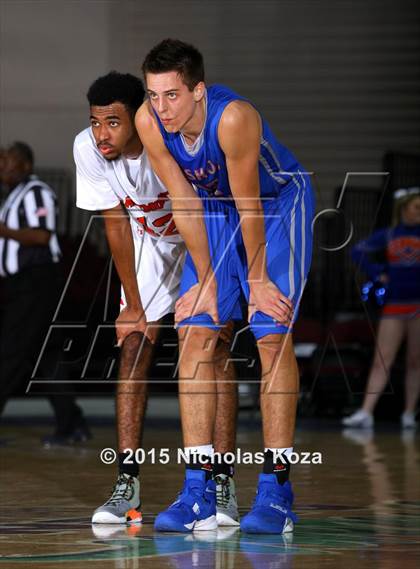 Thumbnail 3 in Bishop Gorman vs. Sagemont (Tarkanian Classic) photogallery.