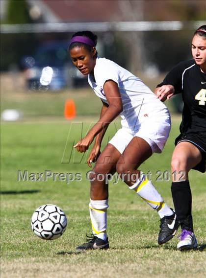 Thumbnail 2 in Cedar Ridge vs Klein Oak (TWHS Lady Highlander Invitational) photogallery.