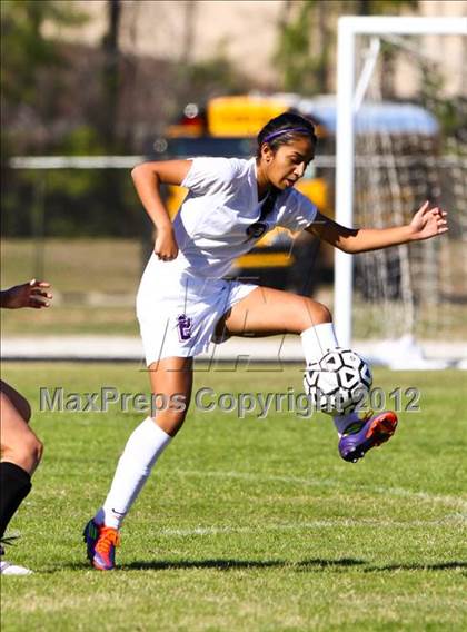 Thumbnail 2 in Cedar Ridge vs Klein Oak (TWHS Lady Highlander Invitational) photogallery.