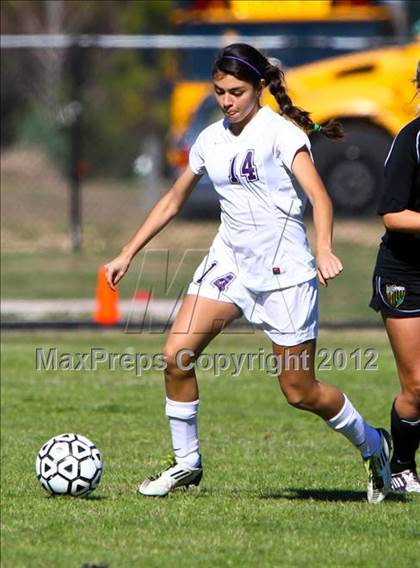 Thumbnail 2 in Cedar Ridge vs Klein Oak (TWHS Lady Highlander Invitational) photogallery.
