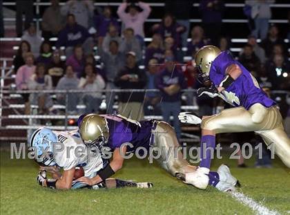 Thumbnail 2 in Triopia/Meredosia-Chambersburg @ Routt Catholic photogallery.